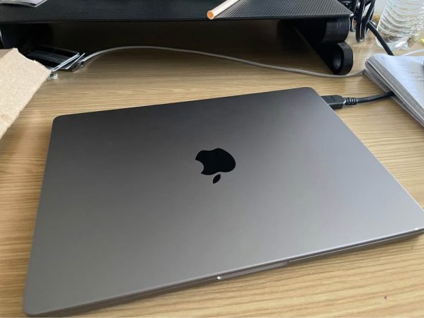 Macbook pro M3-screen doesn’t work.