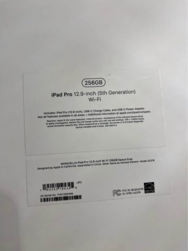 iPad Pro 12.9-inch, 256 GB, 5th Generation, Wi-Fi ONLY