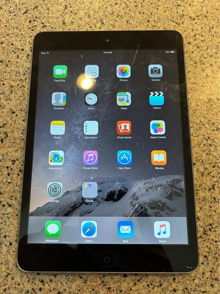 Used Apple Mini IPad MF432LL/A 1 Used Apple Mini IPad MF432LL/A