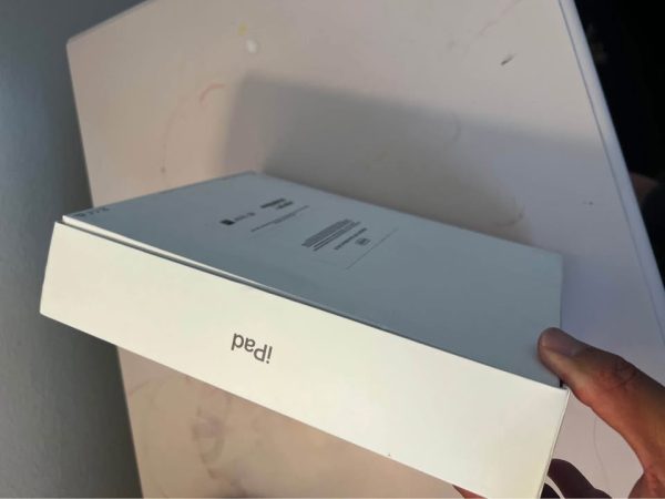 iPad Pro 10.5” display WiFi cellular