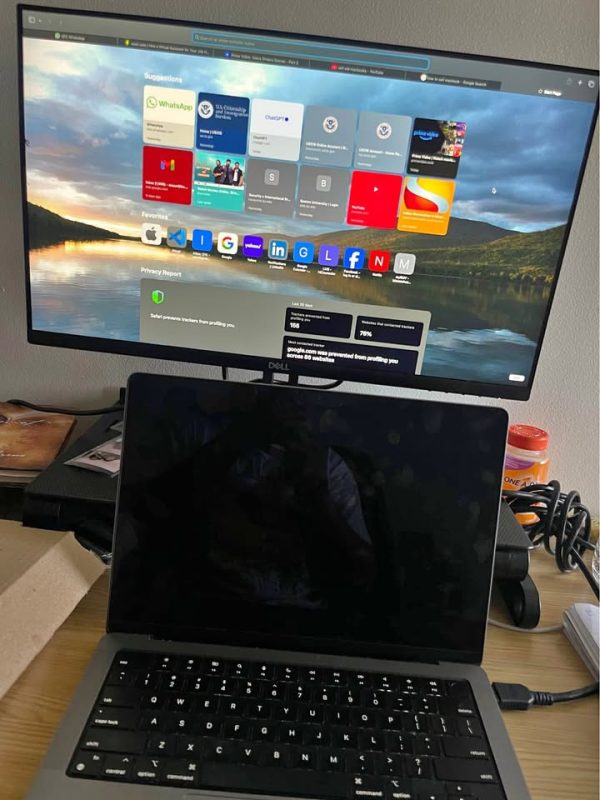 Macbook pro M3-screen doesn’t work.