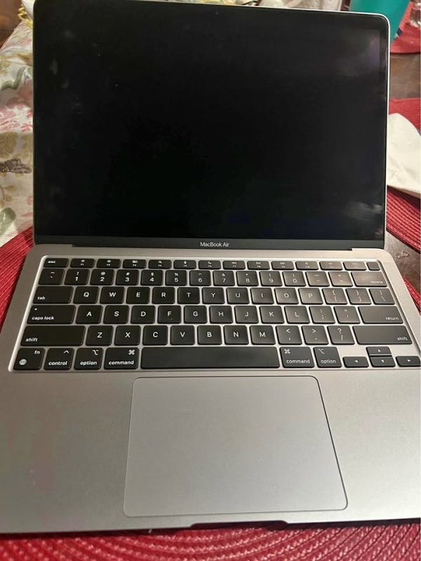 Apple MacBook Air 13.3 inch laptop-space gray- M1 chip - Apple intelligence - 8GB RAM - 256GB storag