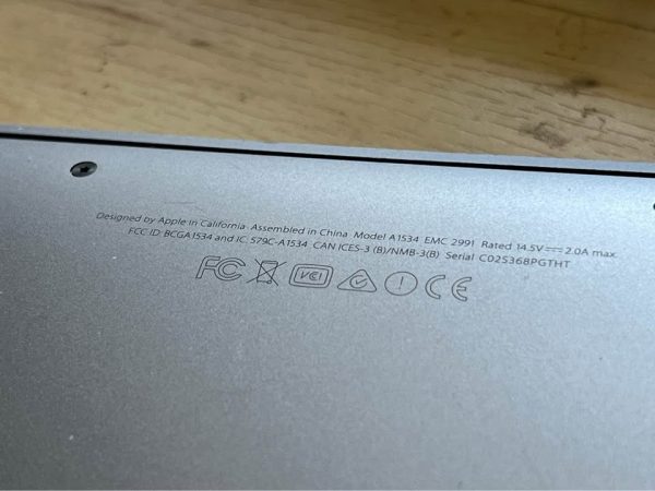 FIRM PRICE 2016 Apple MacBook Air A1534 12" M5-6Y54 1.2GHz 8GB RAM 512GB SSD Space Grey Laptop