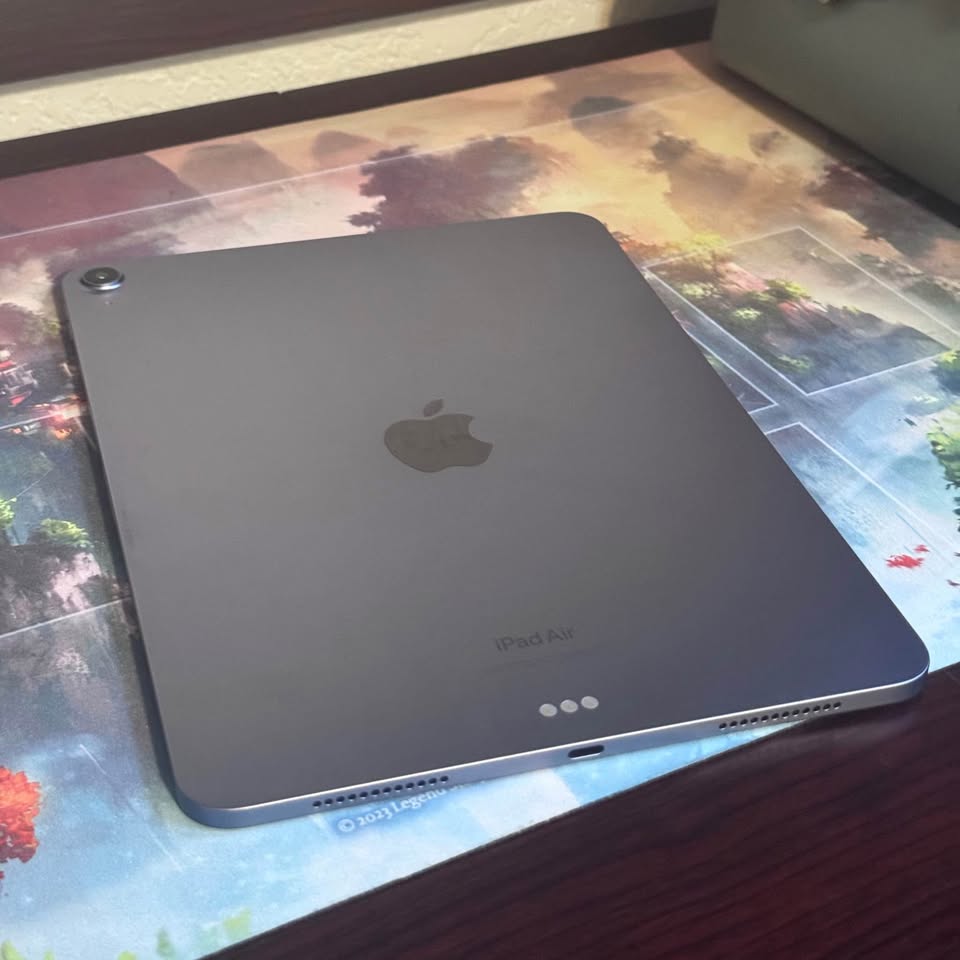 iPad Air 5th Generation Wi-Fi 256GB (Purple) & Apple Pencil (2nd Generation) 2 iPad Air 5th Generation Wi-Fi 256GB (Purple) & Apple Pencil (2nd Generation)