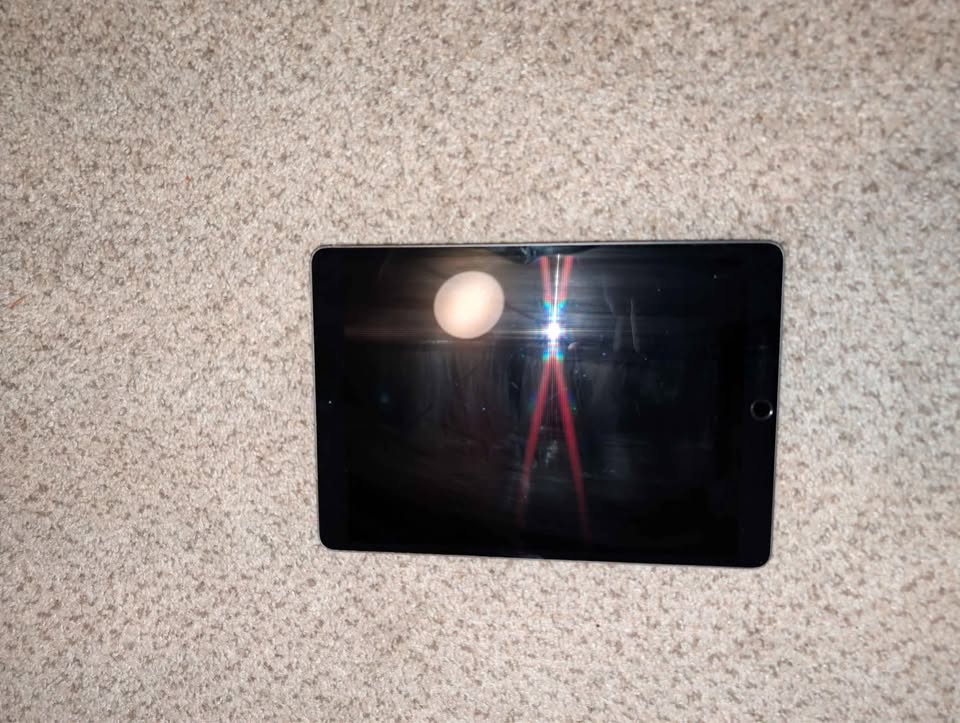 iPad Air (3rd Gen) 2 iPad Air (3rd Gen)