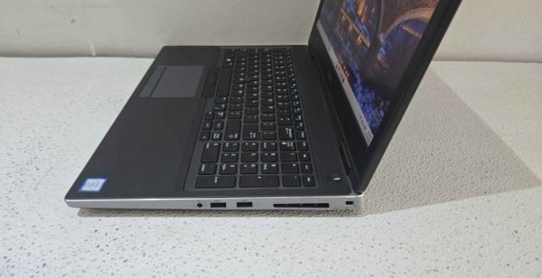 Dell Precision 7540 windows 11 pro - i7-9850H 32GB RAM 512GB SSD Quadro T2000 webcam