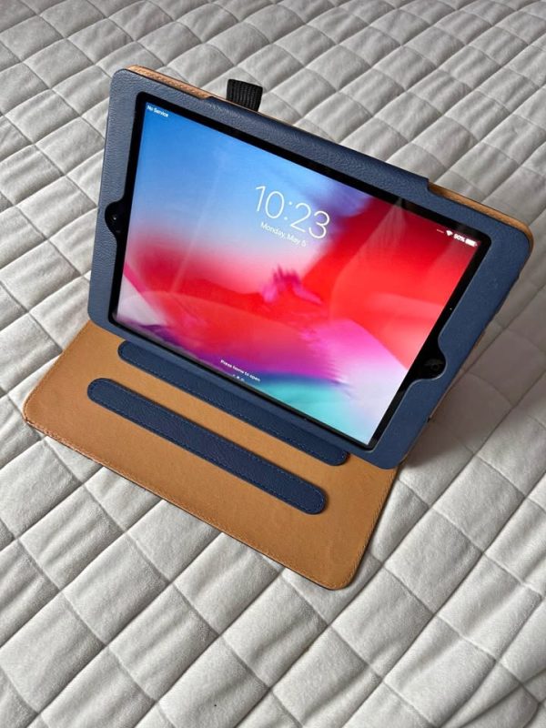 iPad Air (1st Gen) 16GB WiFi + Cellular