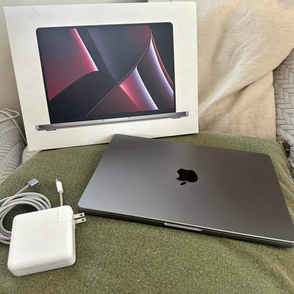 Apple MacBook Pro 14” 1T Laptop (New w/ Box)