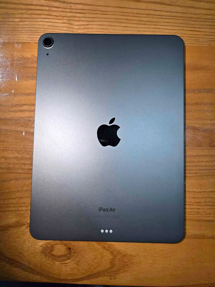 Apple iPad Air 5th Generation 64gb WiFi Space Gray 10.9 Inch 10 Apple iPad Air 5th Generation 64gb WiFi Space Gray 10.9 Inch