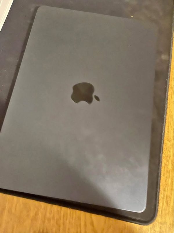 M2 Macbook look for pc trades or obo