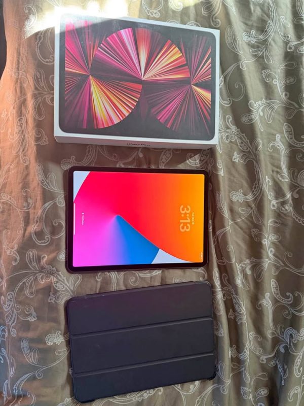 iPad Pro 128gb 3rd gen (m1) 11 inch