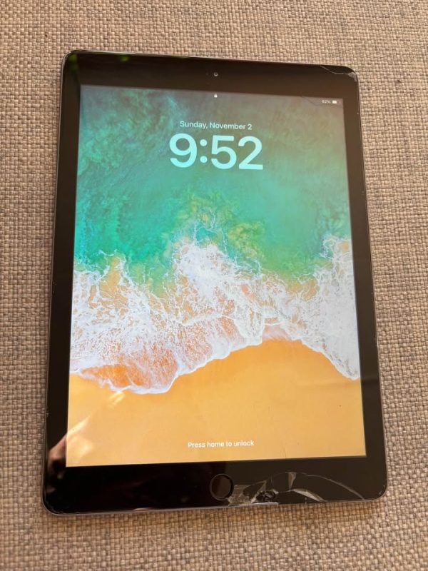 iPad 6th generation 128 GB WiFi only