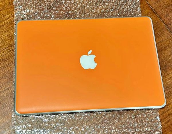 Apple MacBook Pro 13” Laptop - IOS X Mavericks