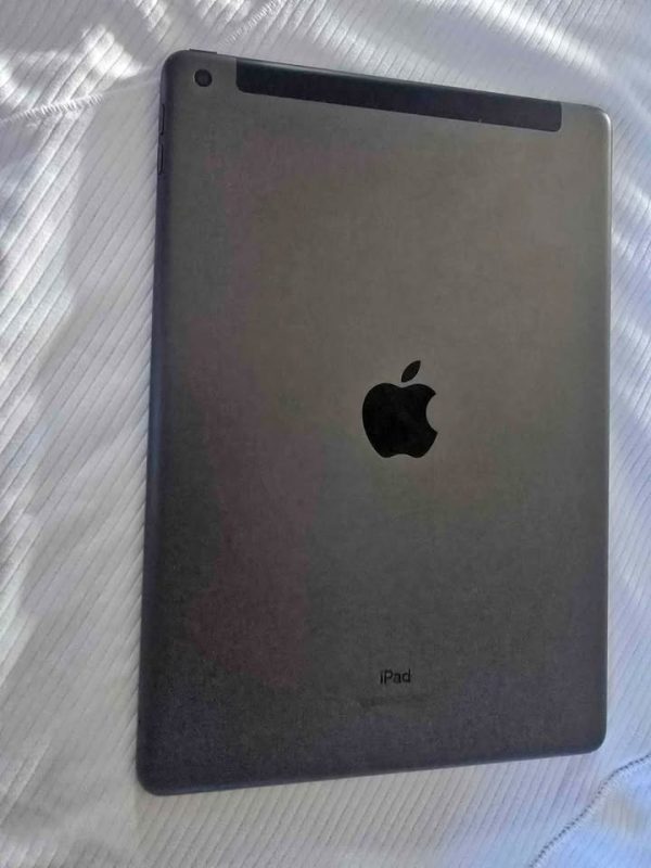 Apple 10.2-inch iPad Wi-Fi + Cellular 32GB - Gold (Verizon - 8th Gen)