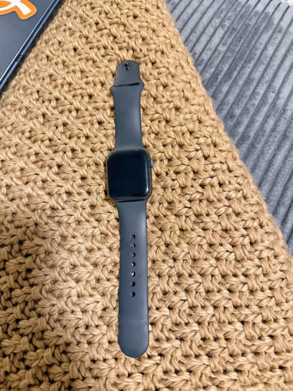 Black Apple Watch Series 6 40mm