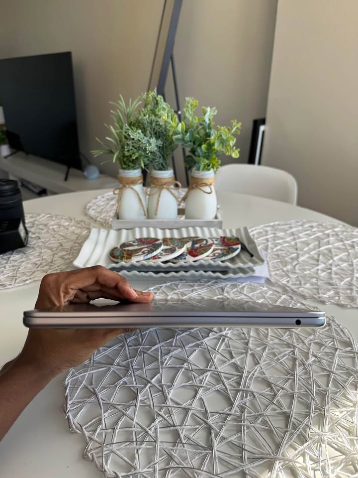 💻 MacBook Air M2 – 256GB SSD – 8GB RAM – New Excellent Condition. 4 💻 MacBook Air M2 – 256GB SSD – 8GB RAM – New Excellent Condition.