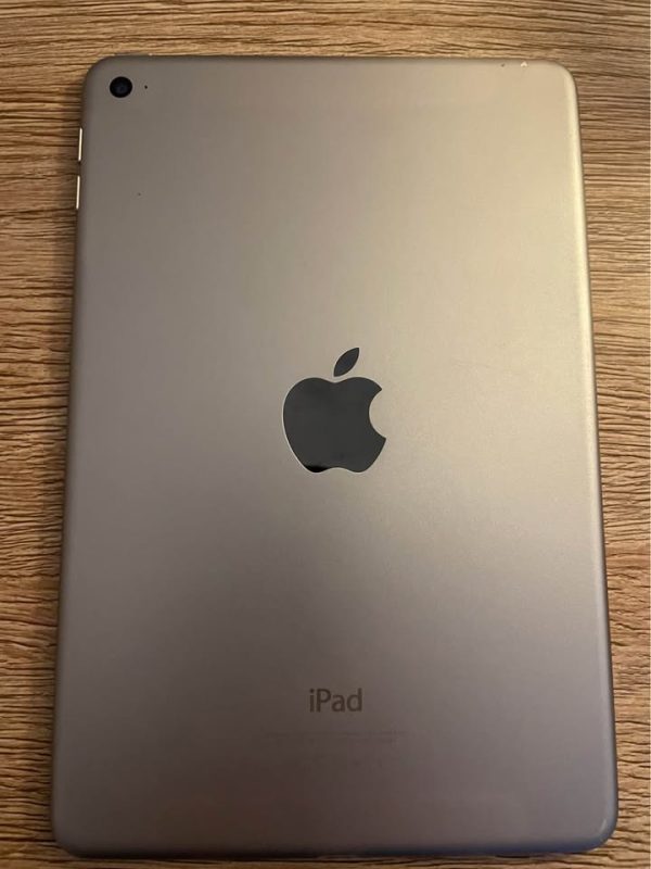 Apple iPad mini 4 128GB Cracked Screen