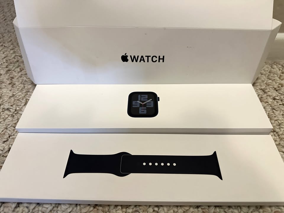 Apple SE Watch 1 Apple SE Watch
