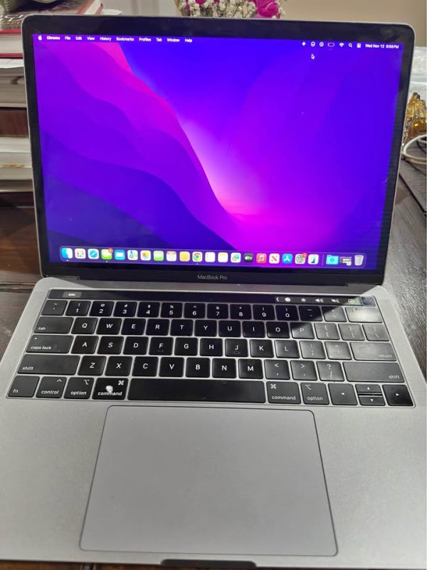 MacBook Pro 13 inch 2019