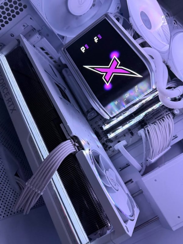 ULTRA HIGH-END Gaming PC – Full ASUS ROG White Edition – ONLY 2 WEEKS OLD