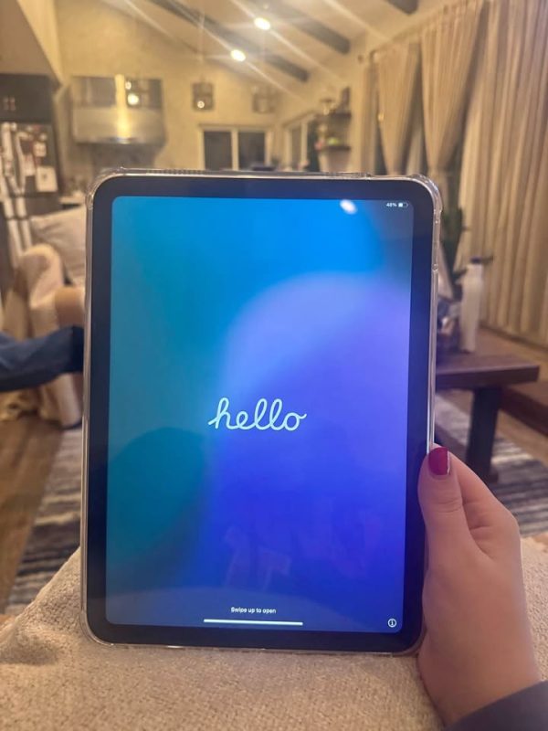 iPad 10th generation (64 GB)