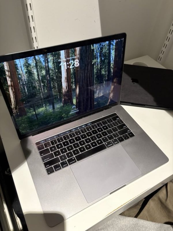 Macbook Pro (2019) 15