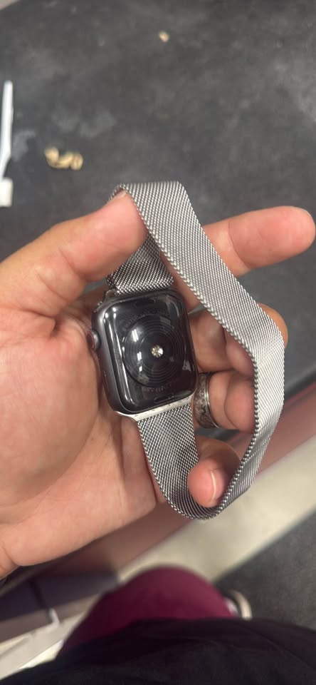 Apple Watch SE