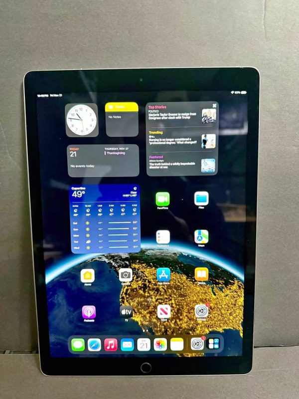 iPad Pro 12.9-inch 256GB Storage Wifi + Cellular Unlocked! ( Very Good )
