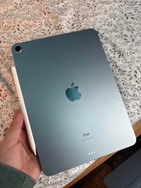 Apple iPad Air 4 - Apple Pencil gen 2 lot