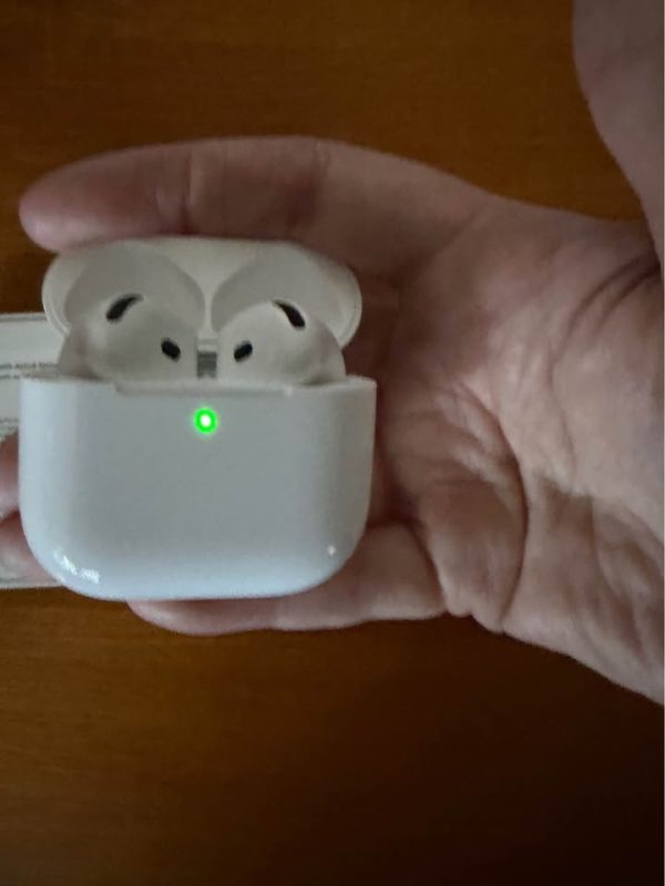 Apple AirPods 4 with ANC Open Box