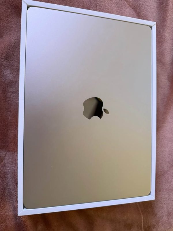 Apple - MacBook Air 13-inch Laptop - Apple M3 chip (2024)