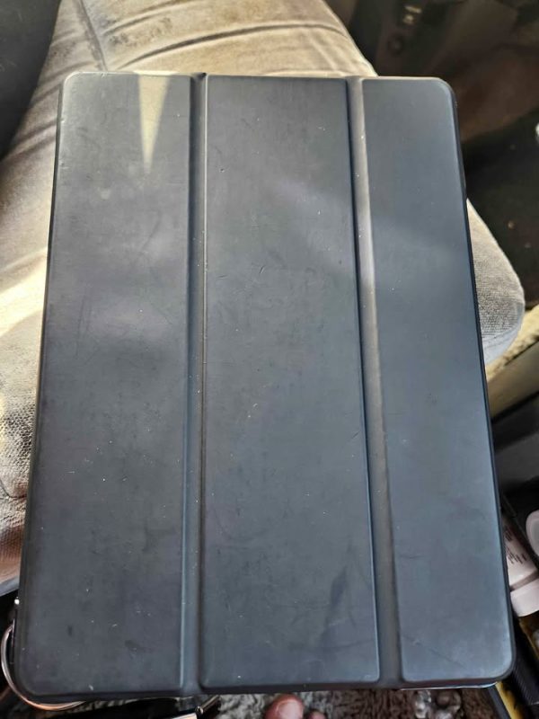 Apple Ipad 5th Gen 32Gig