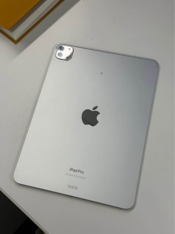 Apple ipad pro 11inch 128gb