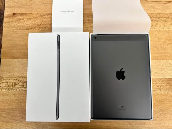 Apple iPad 9th Generation 64GB WiFi 10.2 inch Tablet - Space Gray (Great Conditions)