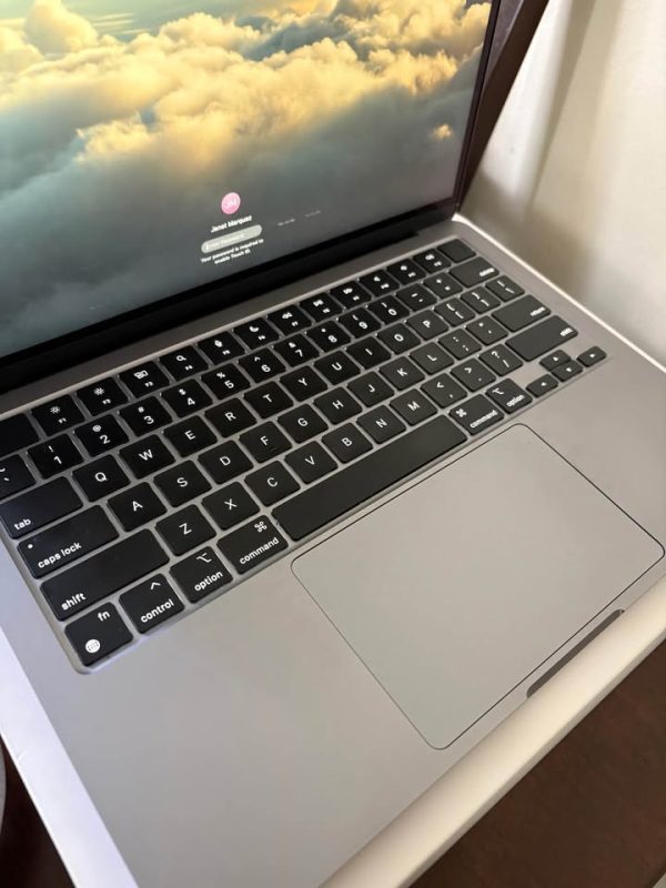 MacBook Air M3 Chip (2024)