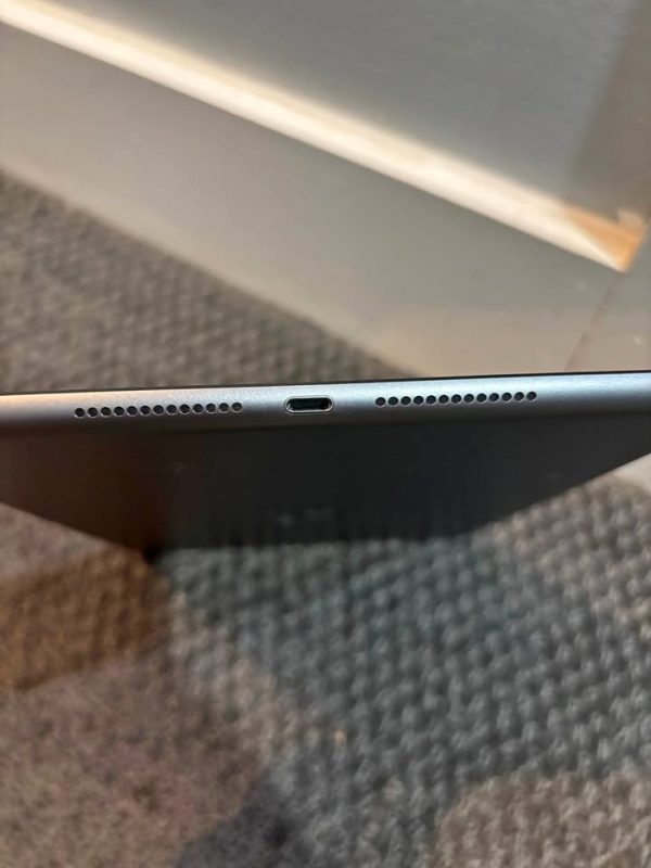 Apple IPad 7th Generation, 128GB