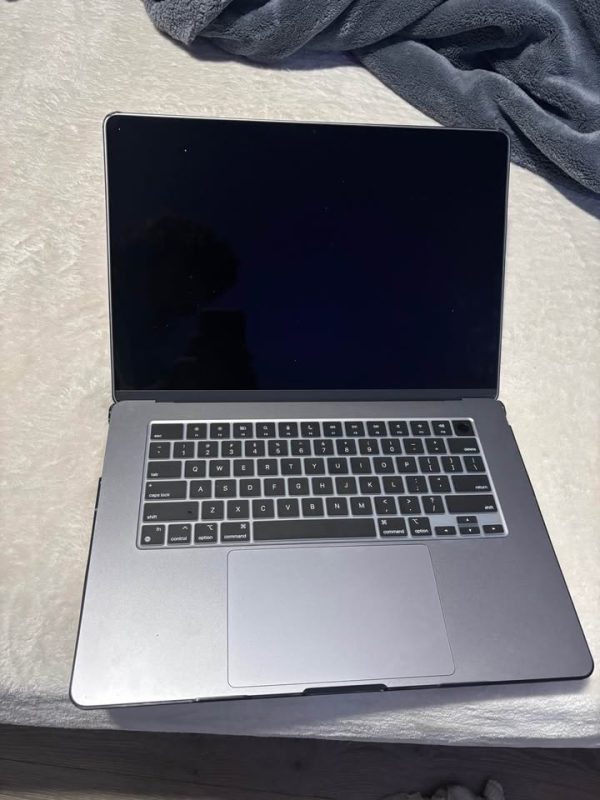 Macbook air 15 inch m3 2024