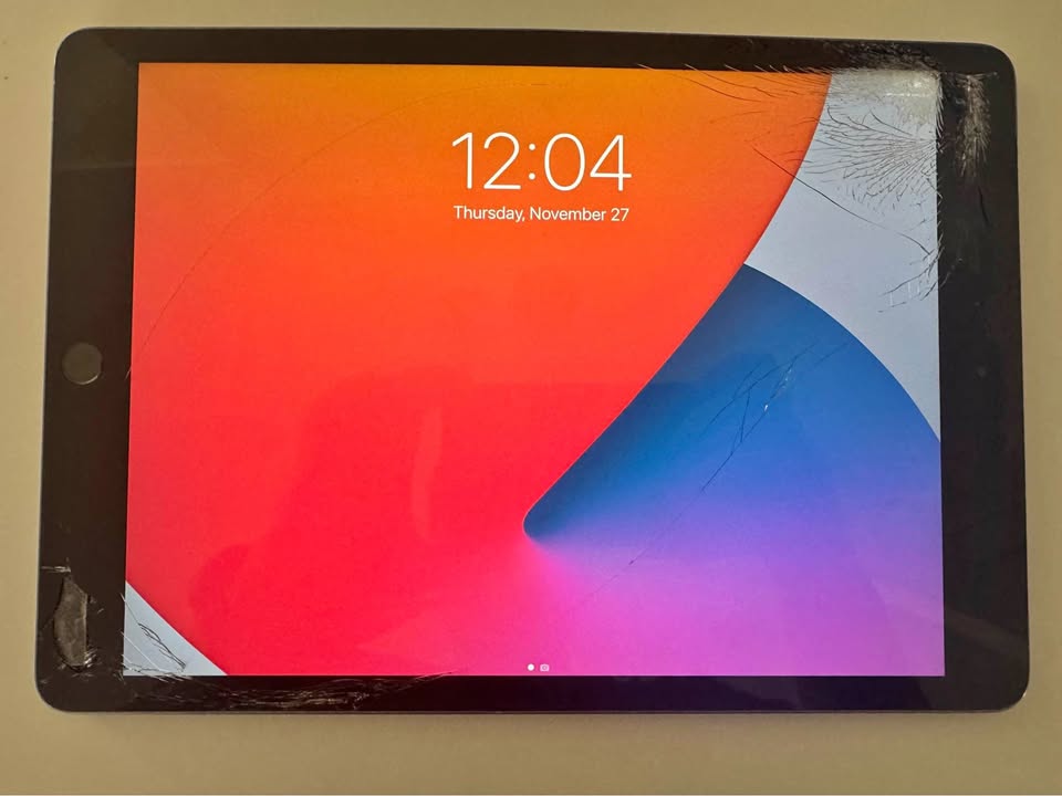 Apple iPad 2019 10.2-inch, Wi-Fi + Cellular, 32GB, Space Gray 2 Apple iPad 2019 10.2-inch, Wi-Fi + Cellular, 32GB, Space Gray