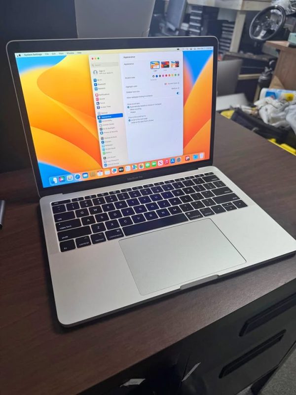 APPLE MACBOOK PRO LAPTOP W/EXTRAS THUNDERBOLT 3 VENTURA LOCAL PC STORE
