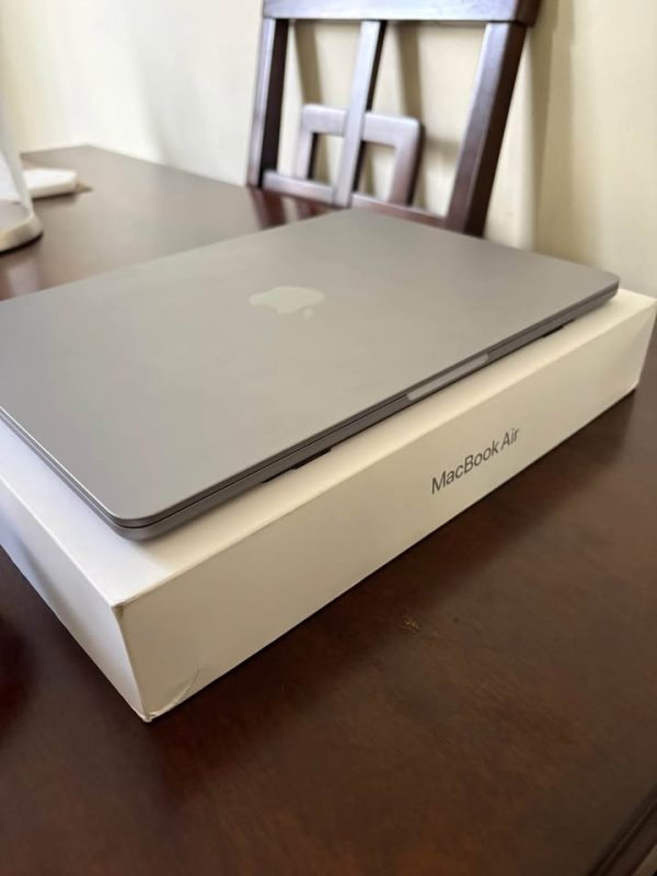 MacBook Air M3 Chip (2024)