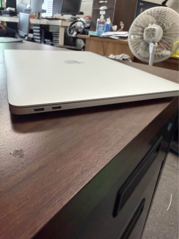 APPLE MACBOOK PRO LAPTOP W/EXTRAS THUNDERBOLT 3 VENTURA LOCAL PC STORE
