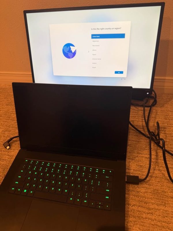 Razer Blade 15 Gaming Laptop 16GB RAM, 12th gen 14-core