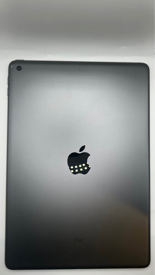 iPad 9th Gen (256GB wifi only) 5 iPad 9th Gen (256GB wifi only)