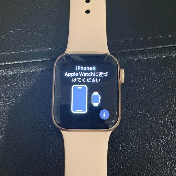 Apple Watch Series 6 (40 mm, Rose Gold, GPS Only)