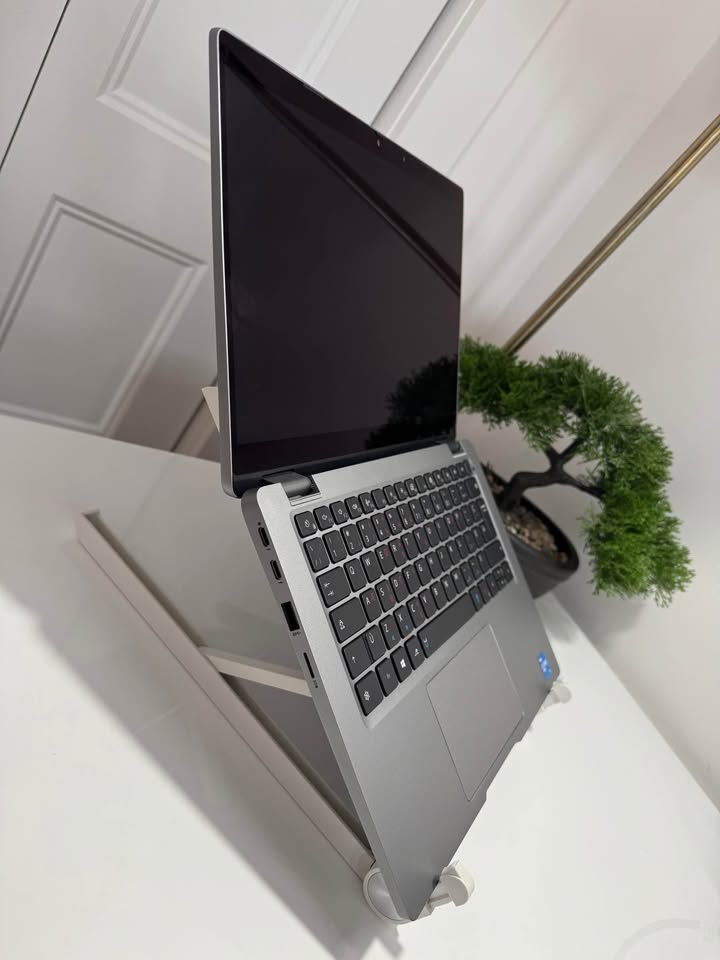 Dell Latitude 5320; i5 11Th; 16Go Ram; 256Go SSD. 1 Dell Latitude 5320; i5 11Th; 16Go Ram; 256Go SSD.