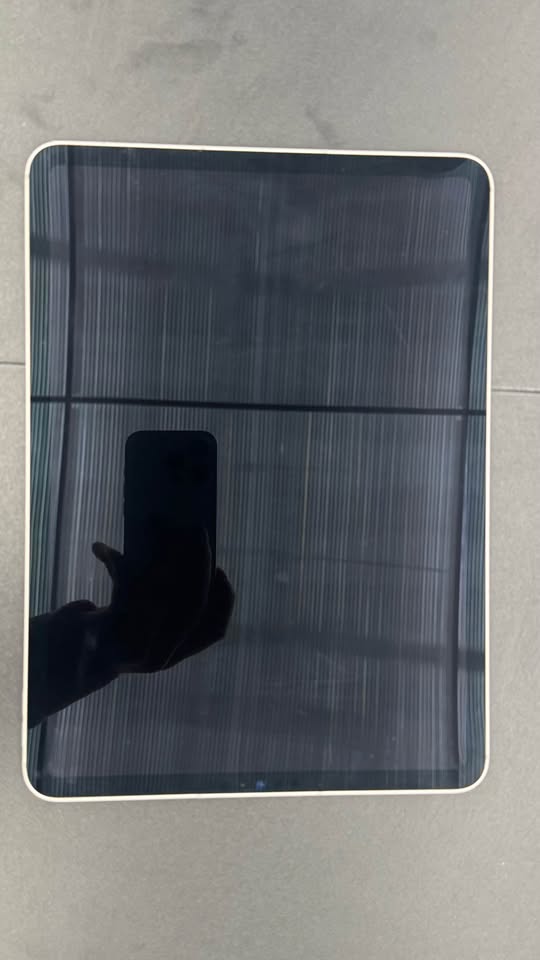 iPad Pro M1 11” 128GB Wifi+Cellular Unlocked (2022) 3 iPad Pro M1 11” 128GB Wifi+Cellular Unlocked (2022)