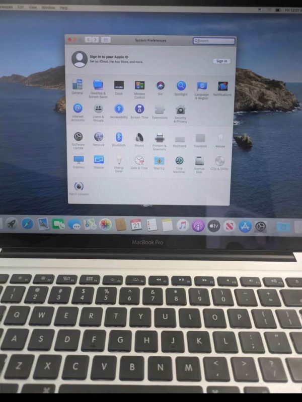 APPLE GRAY MACBOOK PRO 13