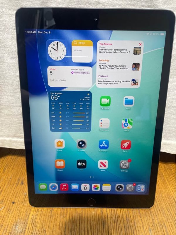 APPLE IPAD 8TH GEN MYL92LL/A | 10.2" | 32GB | UNLOCKED | SPACE GRAY