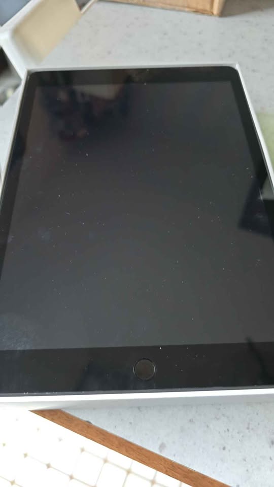 Apple Ipad 9th generation 64gb