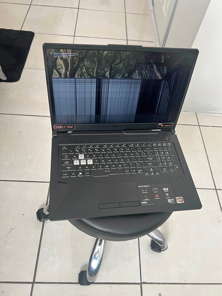 ASUS A17 Gaming Laptop 16GB ram upgrade (broken screen) + 15in Portable Monitor RYZEN 5 4600/GTX1650 5 ASUS A17 Gaming Laptop 16GB ram upgrade (broken screen) + 15in Portable Monitor RYZEN 5 4600/GTX1650